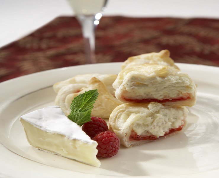 Brie En Croute with Raspberry