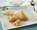 PEACHES & CREAM EMPANADA   