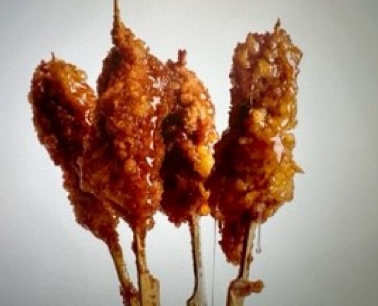 NASHVILLE HOT CHICKEN & WAFFLE SKEWERS