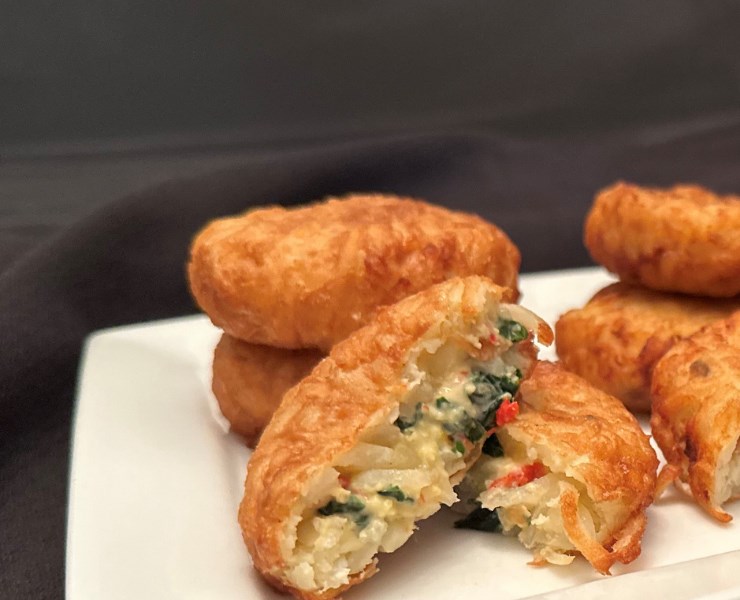 SPINACH & PEPPER STUFFED BREAKFAST HASHBROWN